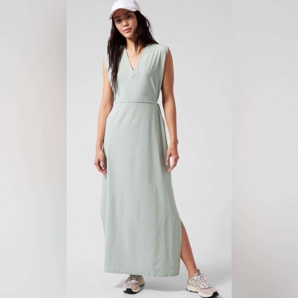 Athleta Light Green Sleeveless Maxi Dress